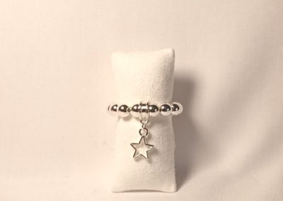 Bague en perles