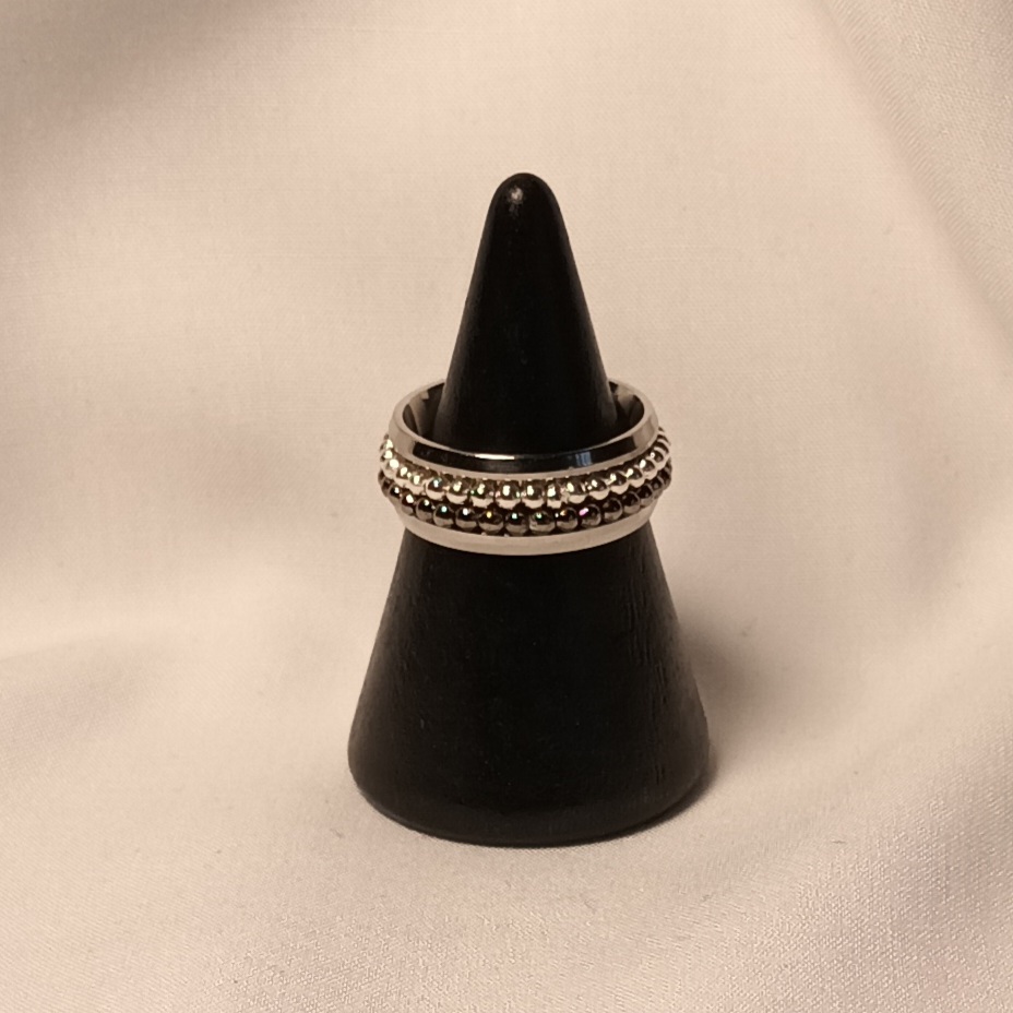 Bague en perles